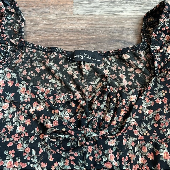 Windsor Floral Black Dress - Picture 6 of 8